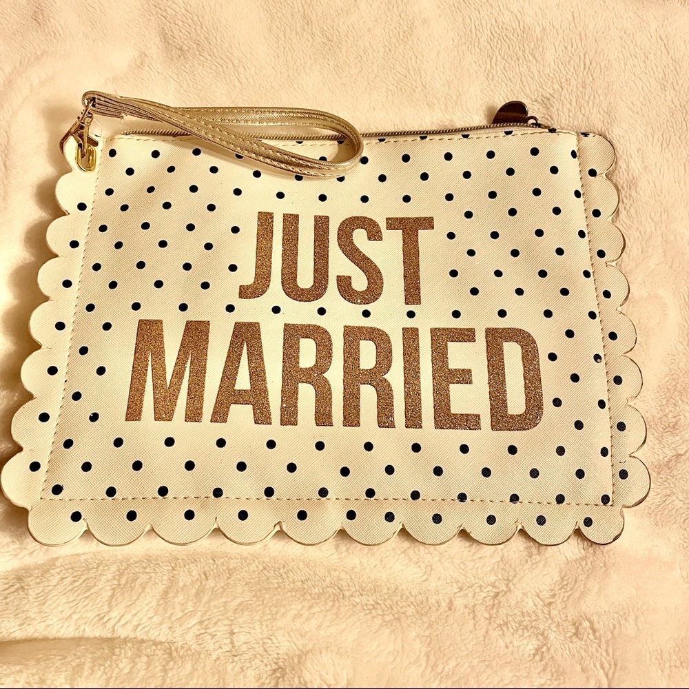COPY - Chic Just Married wristlet